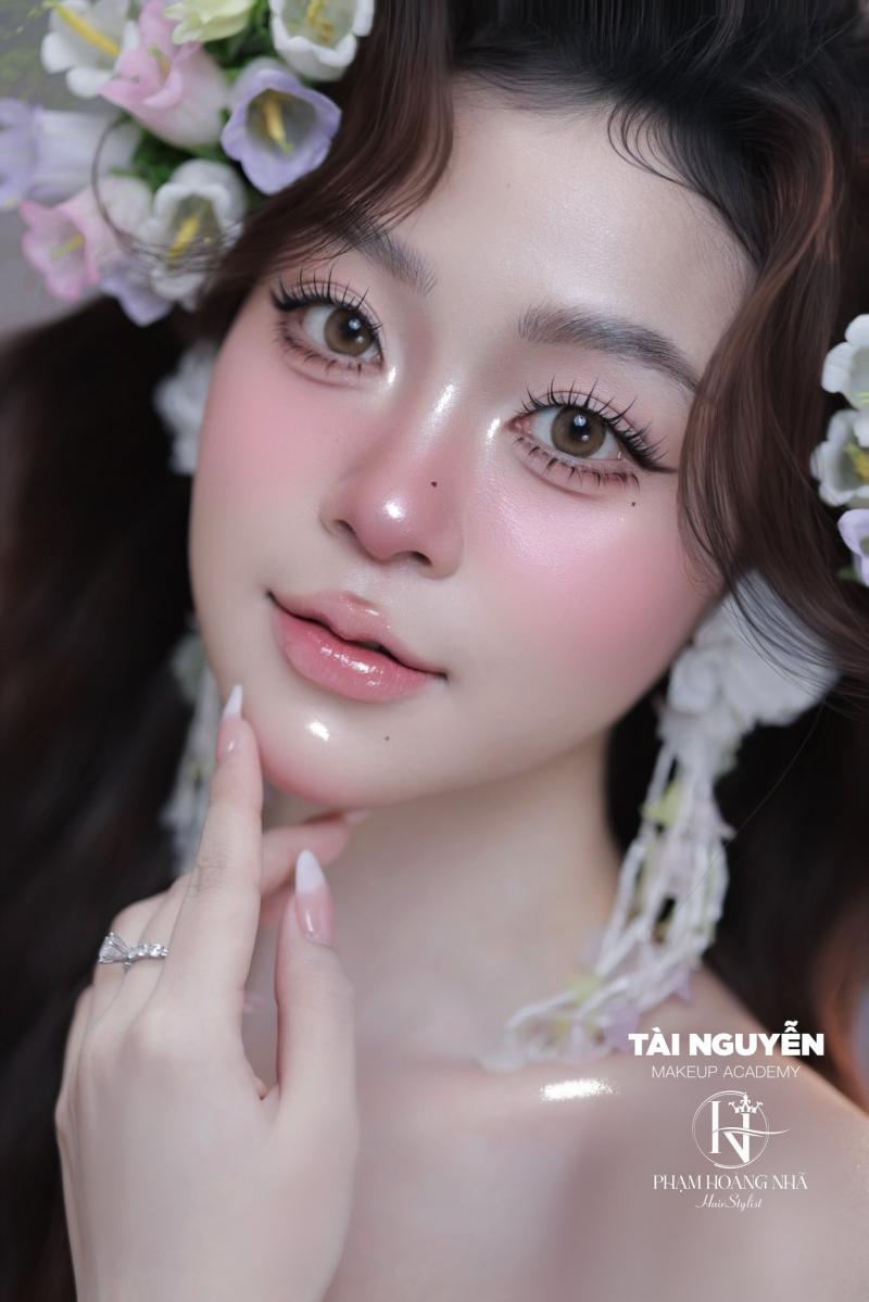 Tài Nguyễn Makeup