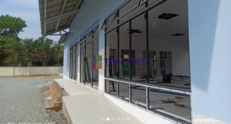 Tân Tiến Door