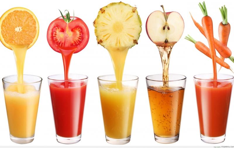 Nước ép trái cây cung cấp cho cơ thể lượng nước đầy đủ