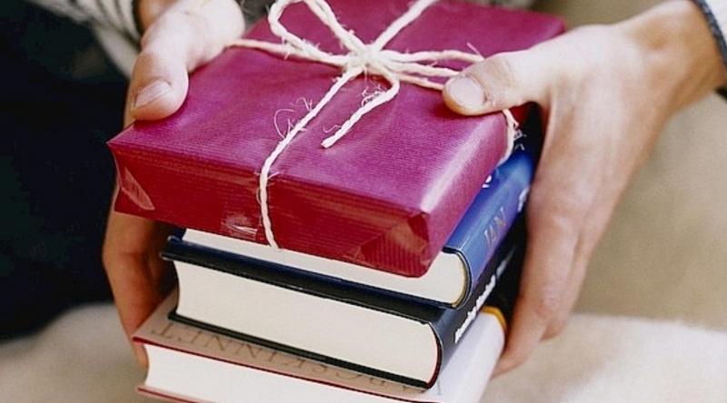 Những cuốn sách là một gợi ý không tồi cho ngày sinh nhật