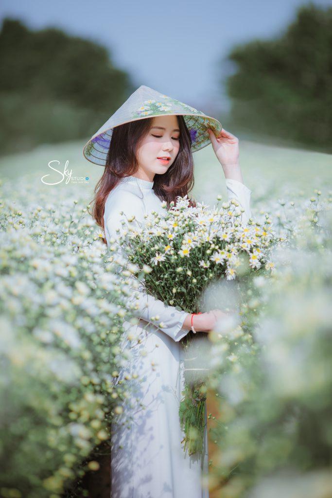 Tạo dáng với các phụ kiện thời trang