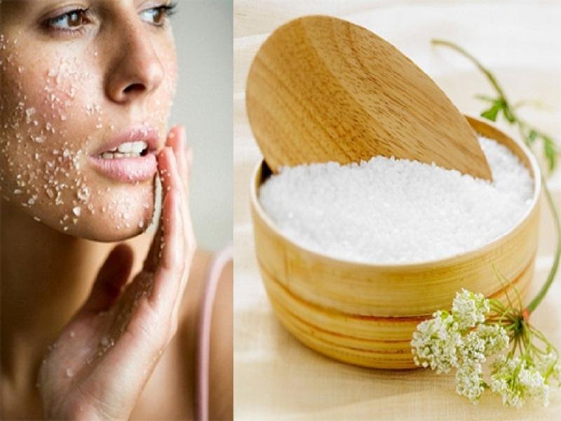 Tẩy da chết bằng muối biển