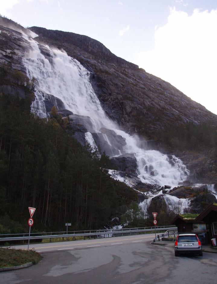 Thác Langfoss