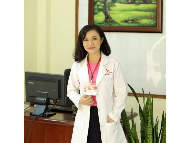 Thạc sĩ, Bác sĩ Hứa Thúy Vi