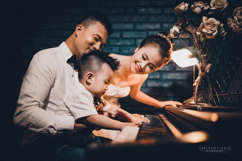Khả năng sáng tạo cùng con mắt nghệ thuật nhà nghề, đảm bảo chớp được những khoảnh khắc đẹp nhất của gia đình bạn.