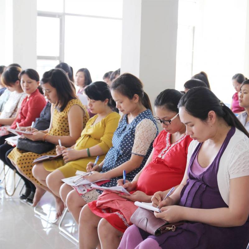 Tham gia một lớp học tiền sản