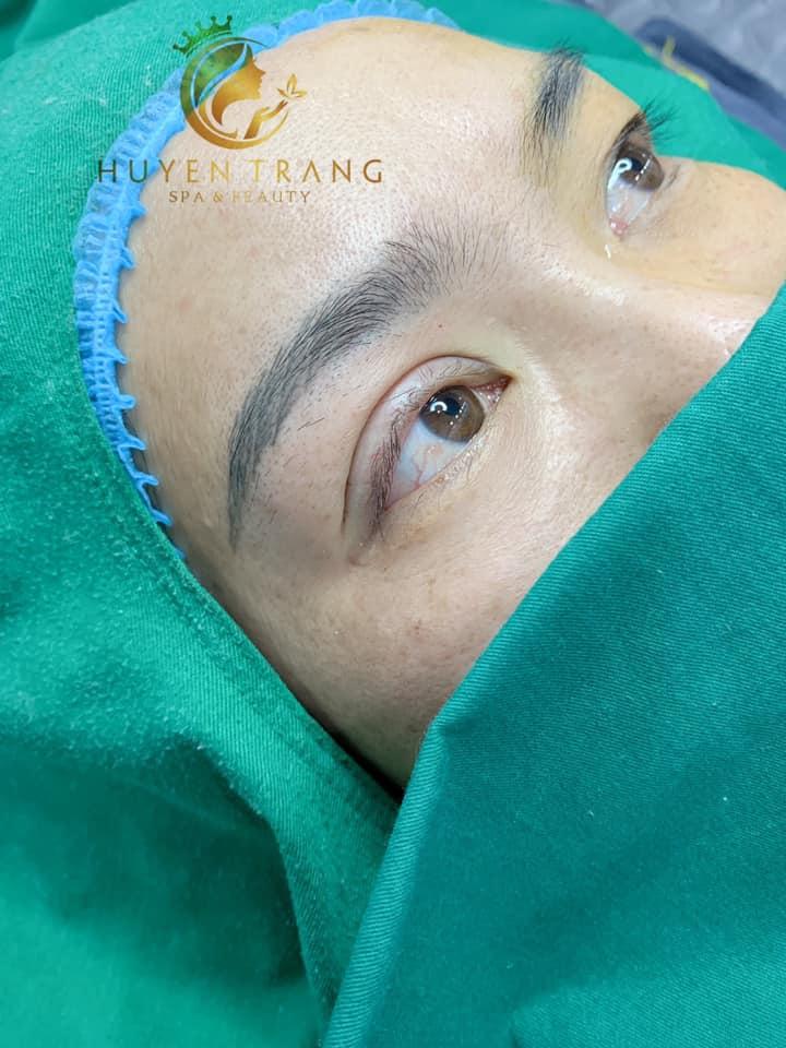 Thẩm Mỹ Huyền Trang