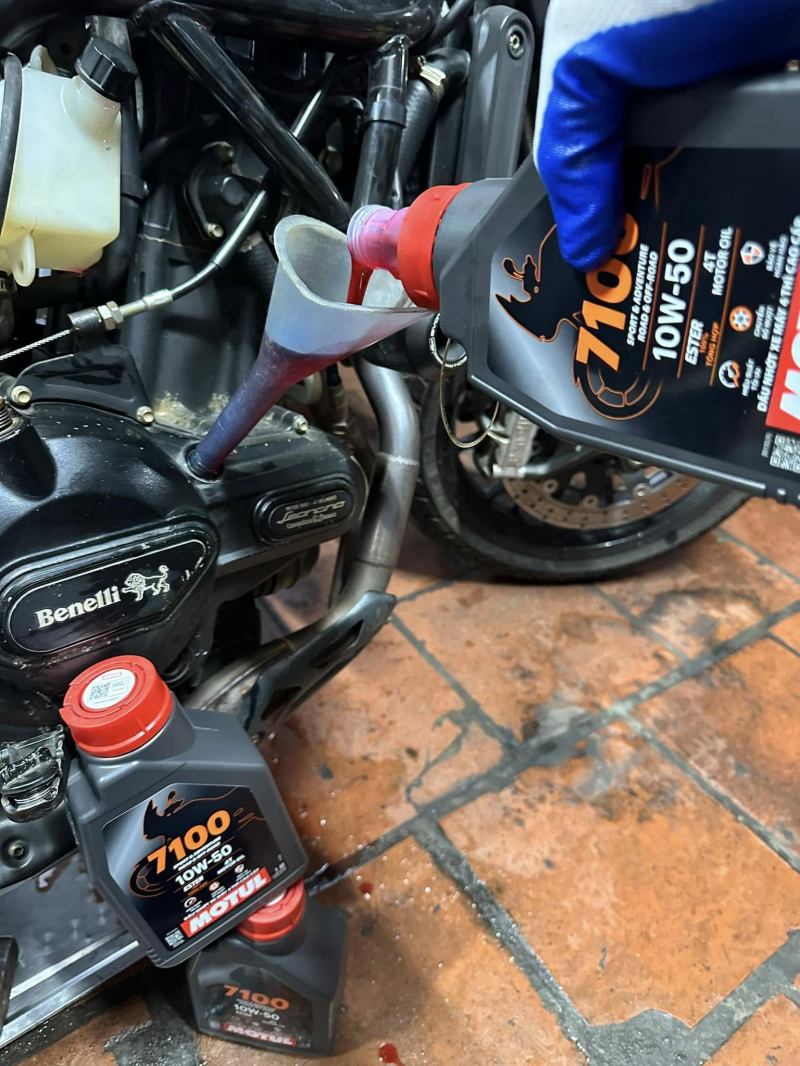 Thắng Motor