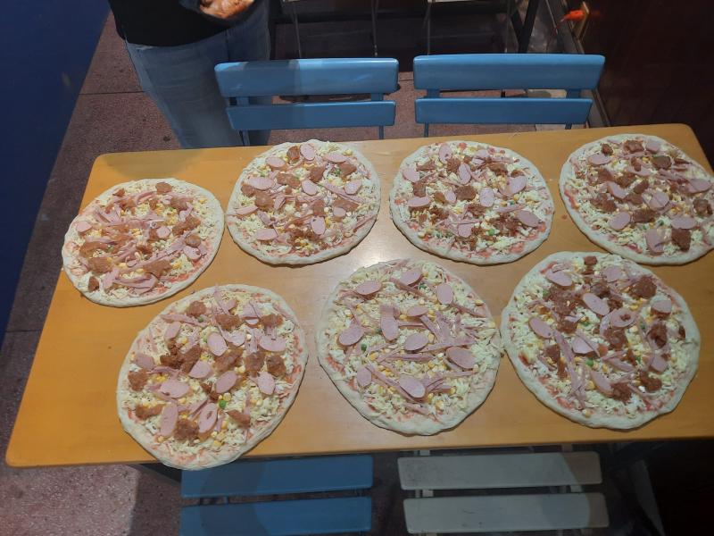 Thắng Pizza