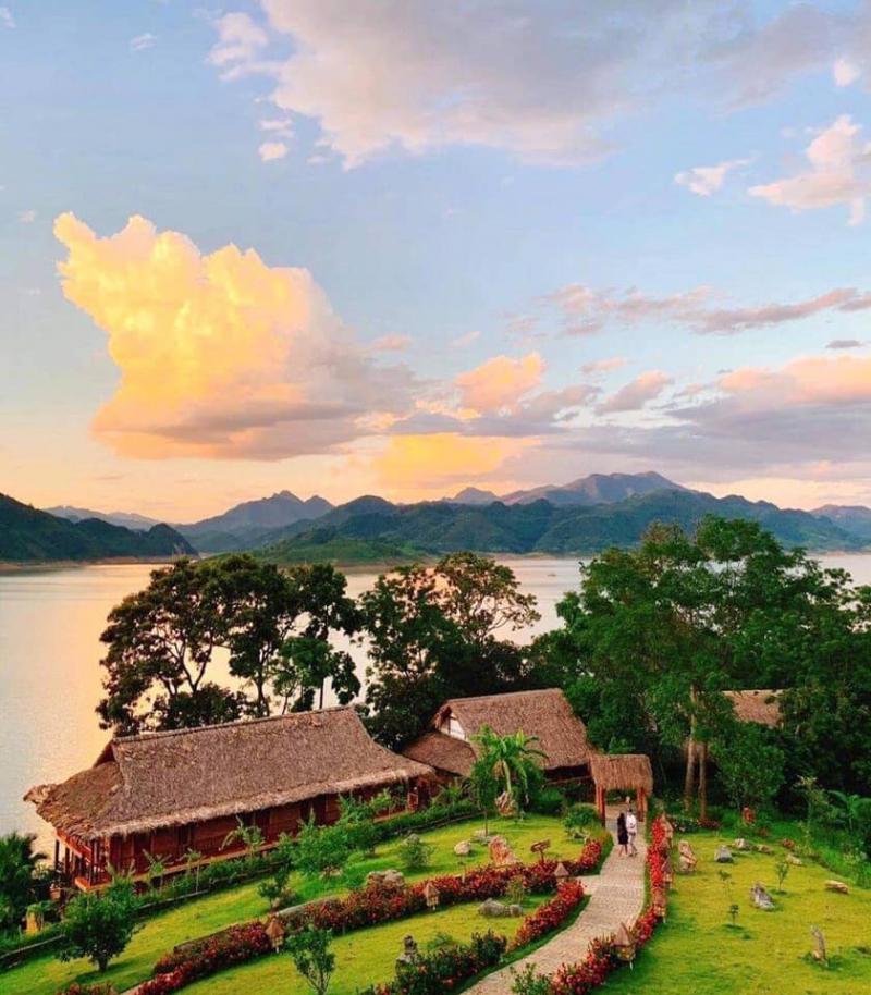 Thanh Long Travel