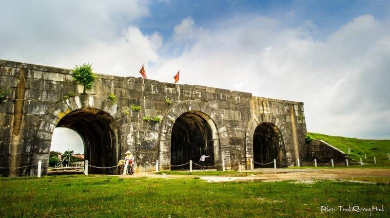Vẻ đẹp đơn sơ mộc mạc của thành nhà Hồ