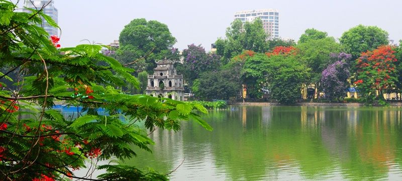 Thành phố Hà Nội với hồ Gươm nét cổ kính của Việt Nam