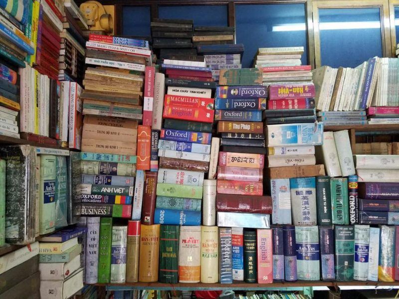 Thành thạo trong bảo quản sách
