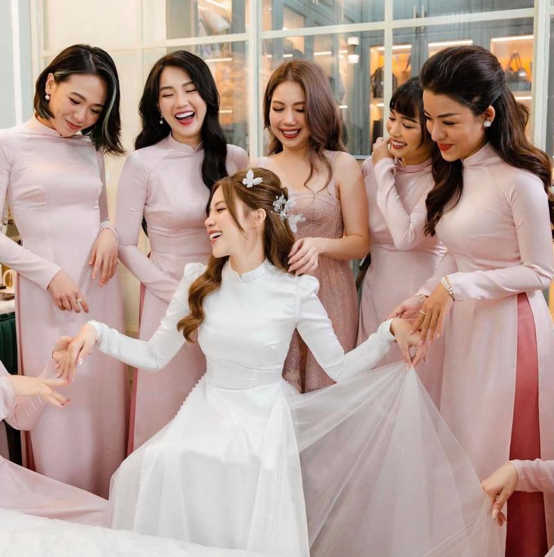 Thảo Tài Wedding Dress