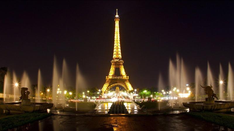 Tháp Eiffel - Paris