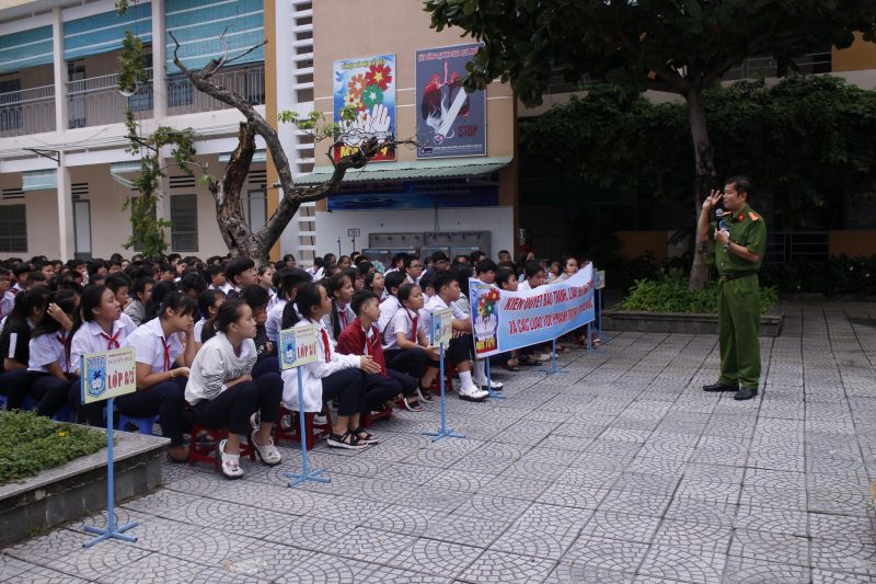 THCS Nguyễn Huệ Đà Nẵng