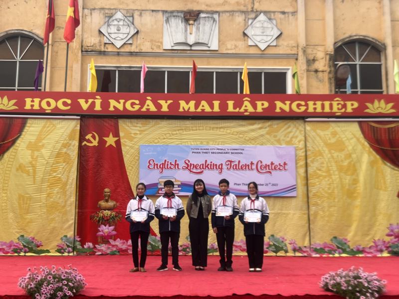 Ngoại khoá tiếng Anh năm 2023-2024 tại Trường THCS Phan Thiết