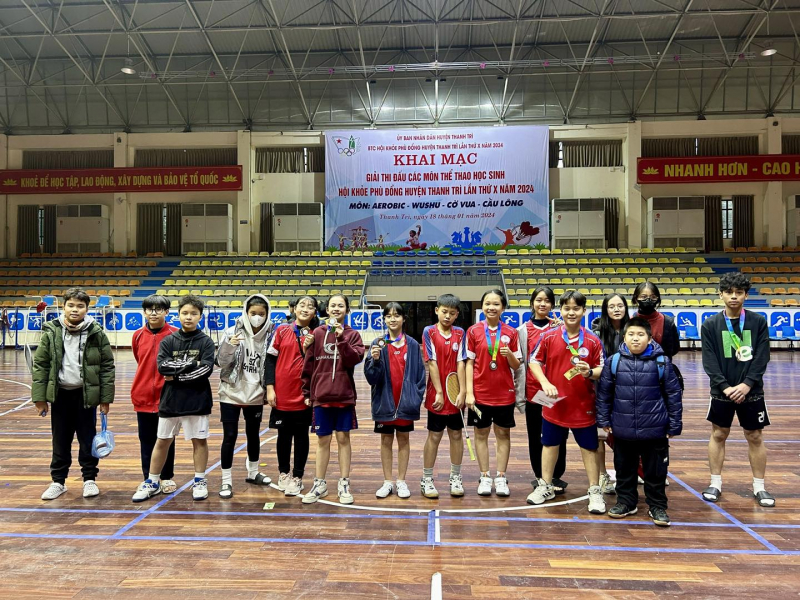 Trường THCS Thi trấn Văn Điển