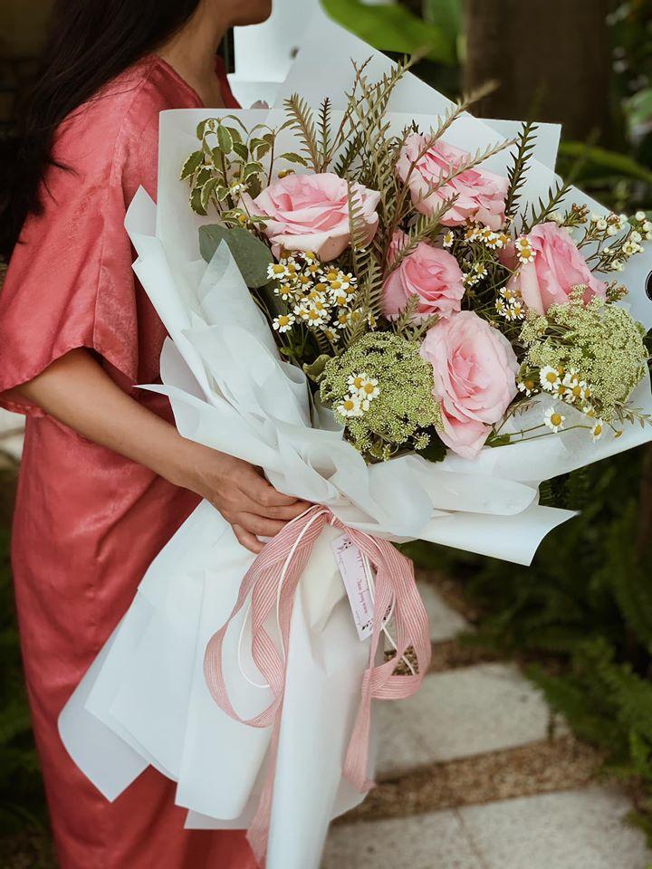 The Flower Shop - Tiệm Hoa Tươi