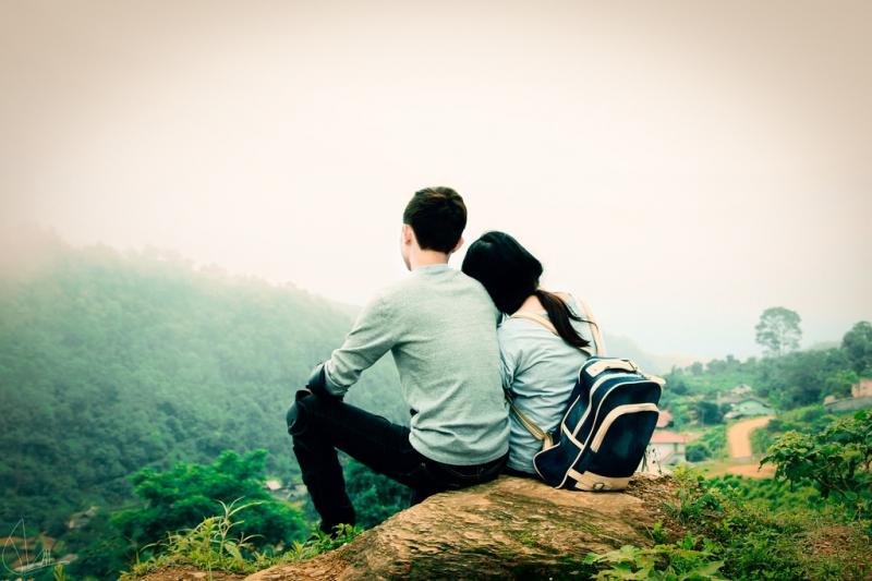 Thế giới là một cuốn sách, và ai không đi chỉ đọc được một trang. – St. Augusti
