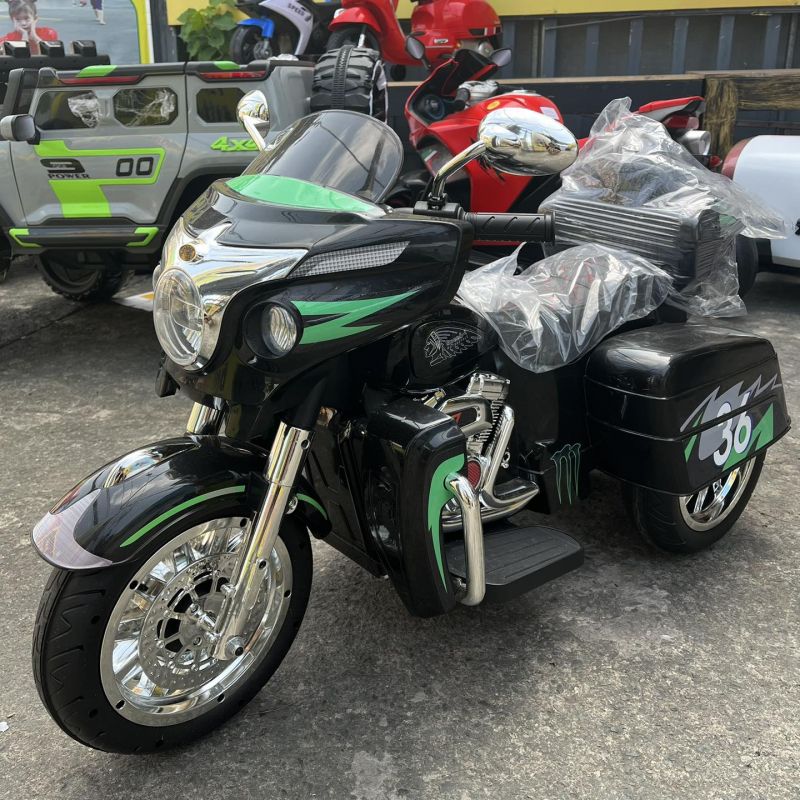 Thế Giới Xe Điện Cho Bé