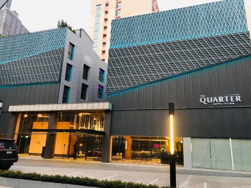 Khách sạn The Quarter Silom by UHG