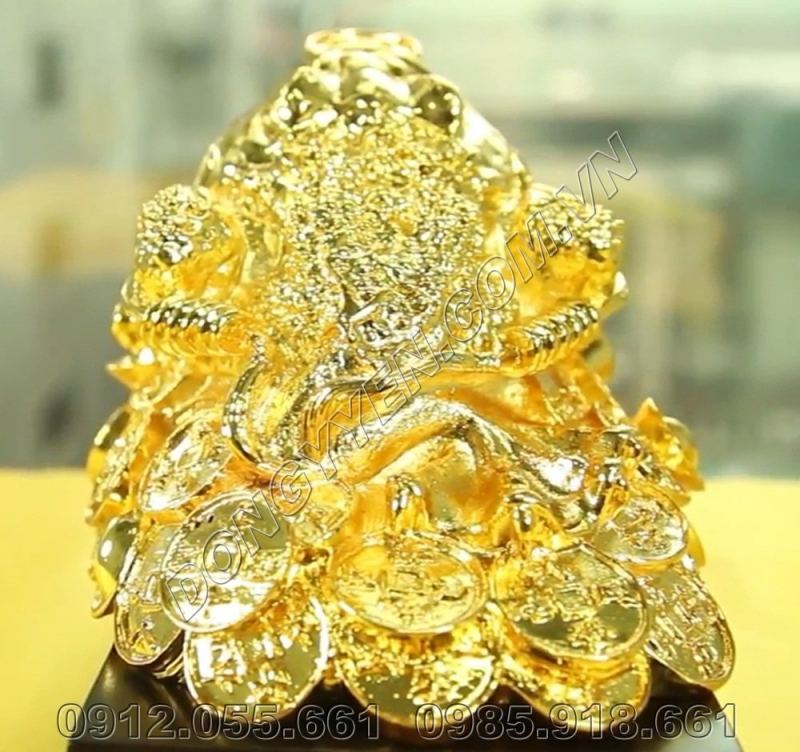 Xua tan âm khí và tà ma xung quanh nhà.