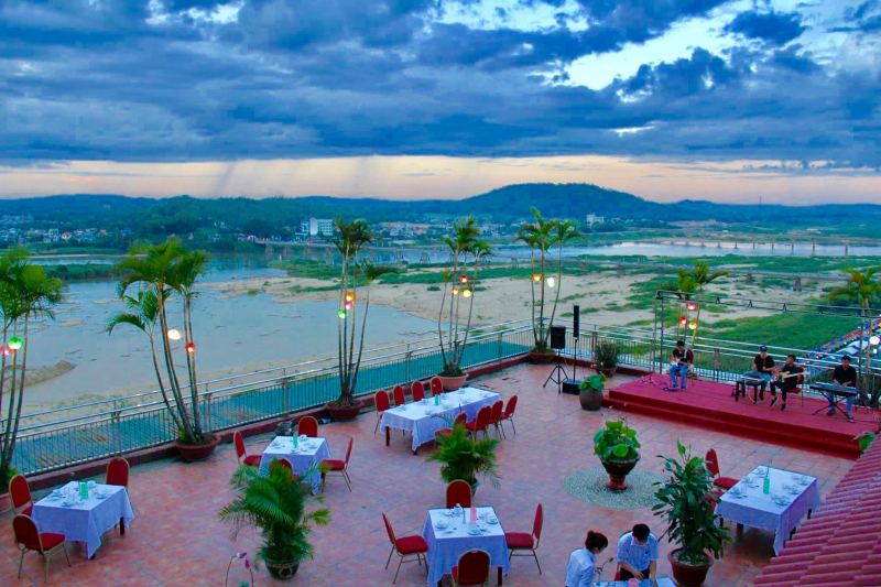 Thien An Riverside Hotel