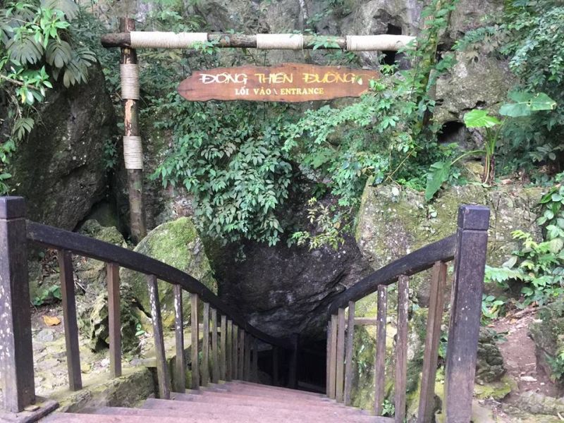 Lối vào động Thiên Đường
