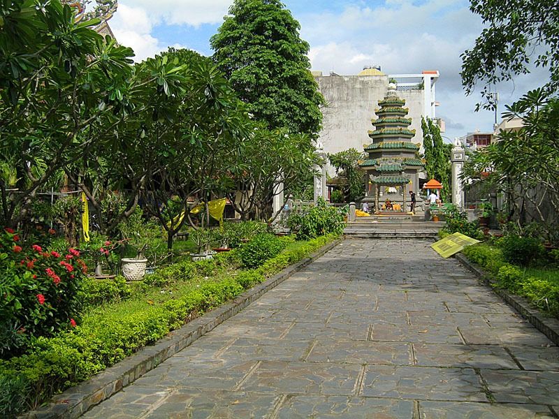 Thiền viện Vạn Hạnh