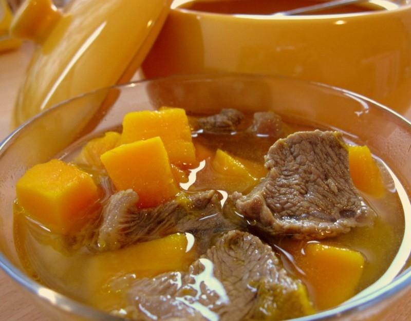 Thịt bò hấp bí đỏ hấp dẫn và bổ dưỡng