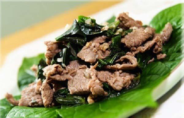 Thịt đà điểu xào lá lốt