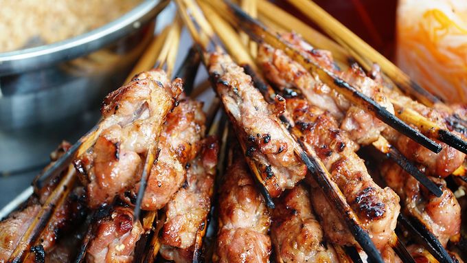 Bà Ngà - Thịt Xiên Nướng