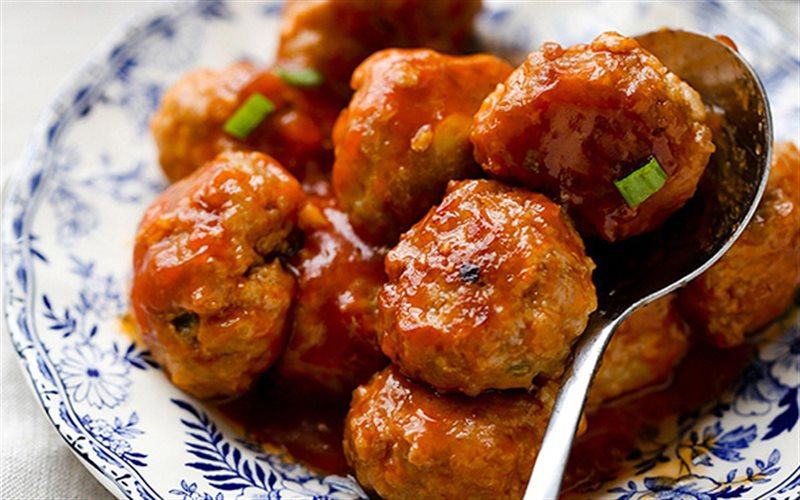 Thịt viên chiên rim tỏi ớt
