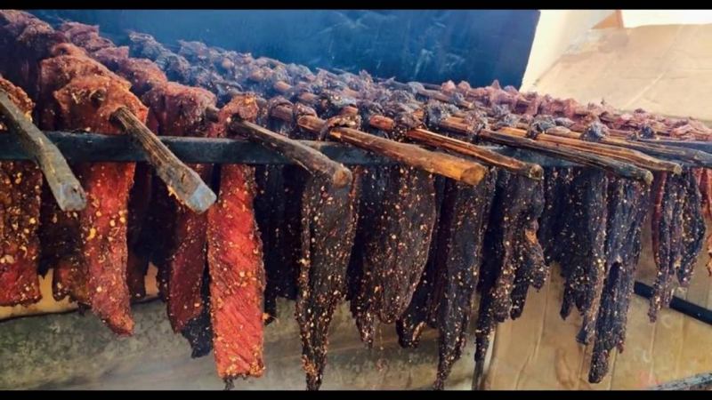 Thịt trâu gác bếp
