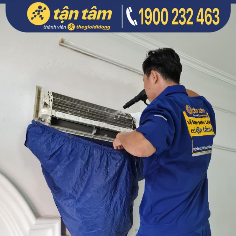Thợ Điện Máy Xanh