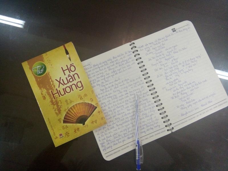 Cần chú ý cả hình thức và nội dung của tác phẩm
