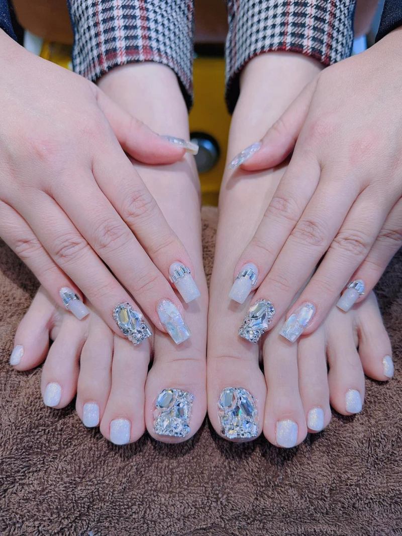 Thơ Nail