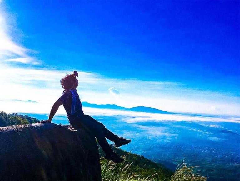 Núi Chứa Chan đang là địa điểm trekking được nhiều bạn trẻ yêu thích.