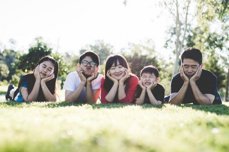 Không nên tiết lộ cụ thể thông tin về con cái của bạn lên mạng xã hội Facebook