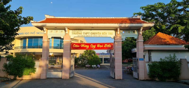 THPT chuyên Bến Tre