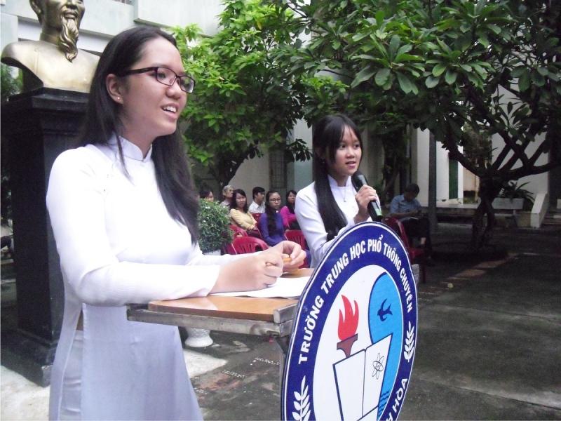 Trường THPT Chuyên Lê Quý Đôn