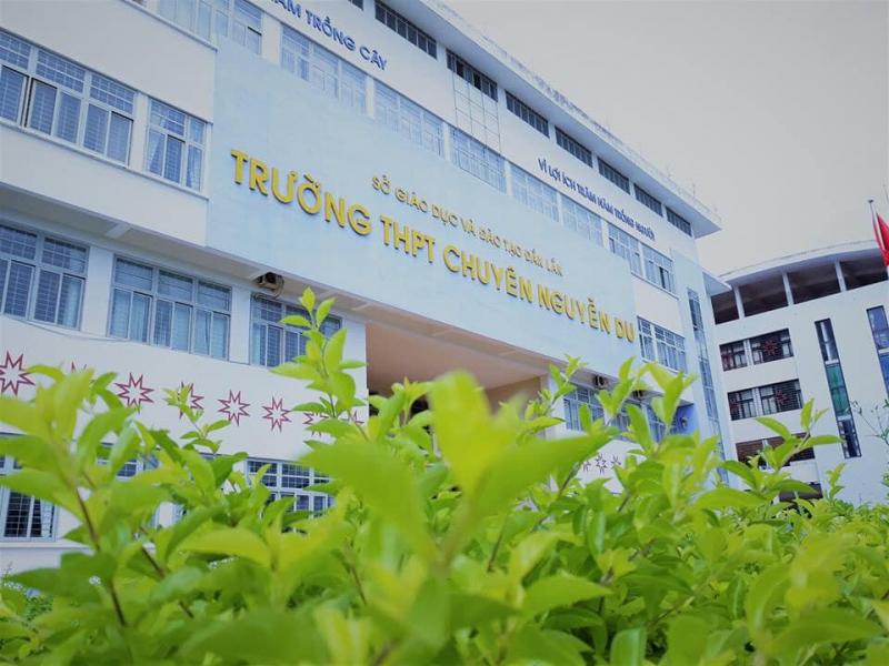 THPT Chuyên Nguyễn Du - Đắk Lắk