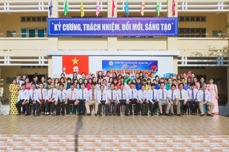 THPT Chuyên Nguyễn Thị Minh Khai