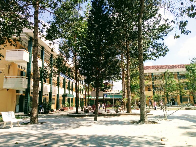 THPT Diệp Minh Châu