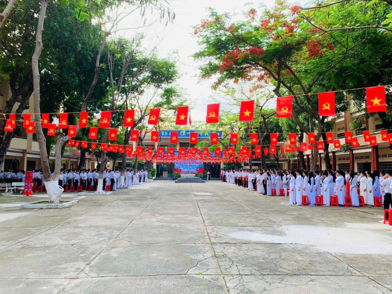 THPT Nguyễn Trãi (Bình Dương)
