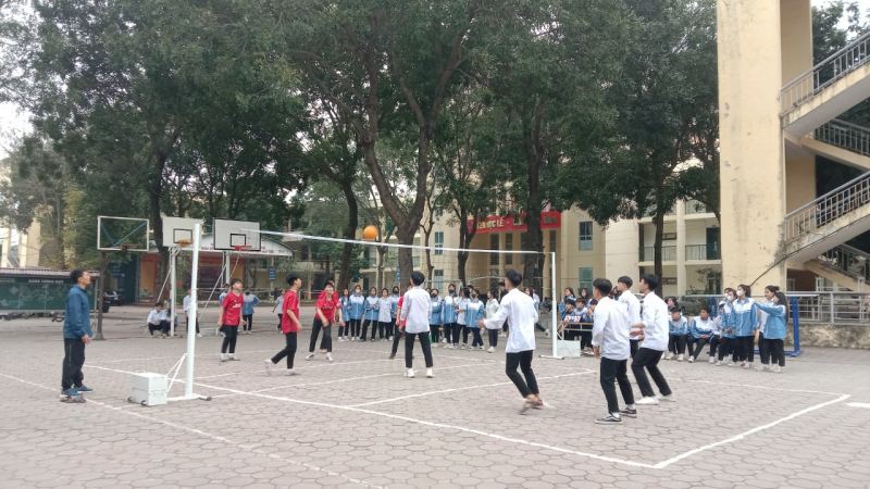 Trường THPT Tiền Phong