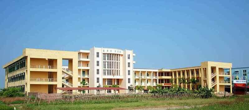 Trường THPT Tiền Phong