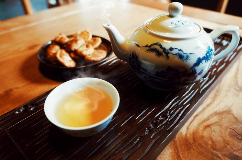Thưởng Trà Tea House
