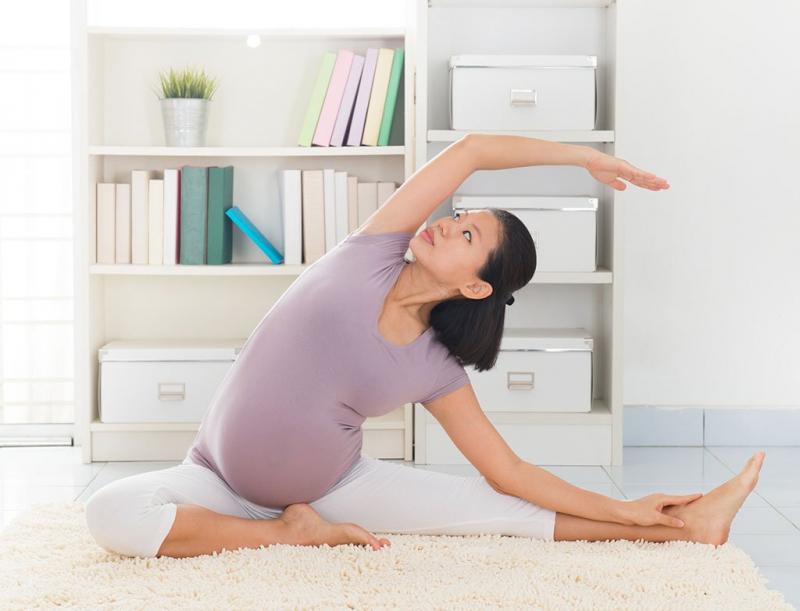Thường xuyên tập thể dục với các động tác nhẹ nhàng để máu lưu thông